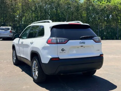 More photos of 2019 Jeep Cherokee Latitude Plus at Hank Graff Chevrolet Davison, MI