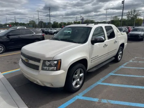 White 2012 Chevrolet Avalanche 1500 LTZ for sale in Davison, MI