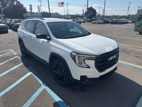 Photos of 2023 GMC Terrain SLE for sale in Davison, MI at Hank Graff Chevrolet Davison