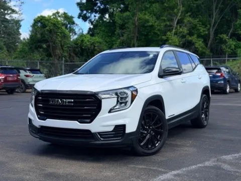 Photos of 2023 GMC Terrain SLE for sale in Davison, MI at Hank Graff Chevrolet Davison