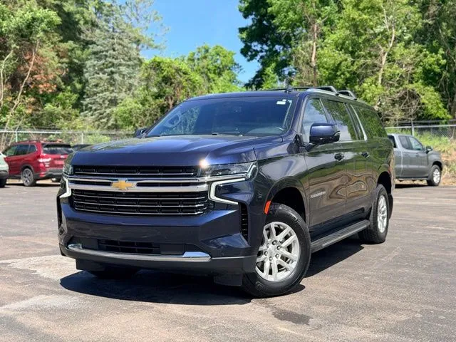 Blue 2022 Chevrolet Suburban LT for sale in Davison, MI