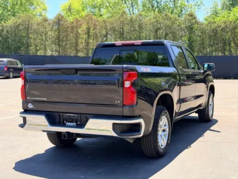 More photos of 2024 Chevrolet Silverado 1500 LT at Hank Graff Chevrolet Davison, MI