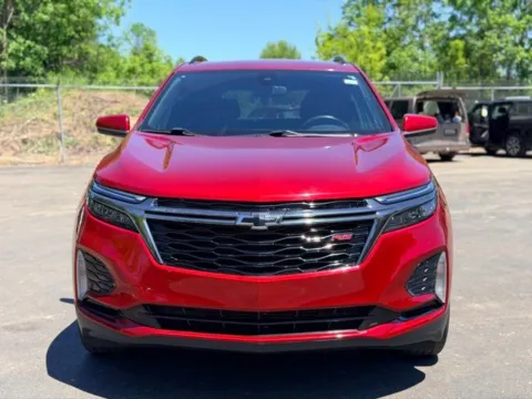 Photos of 2023 Chevrolet Equinox RS for sale in Davison, MI at Hank Graff Chevrolet Davison