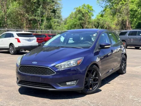 Blue 2016 Ford Focus SE for sale in Davison, MI