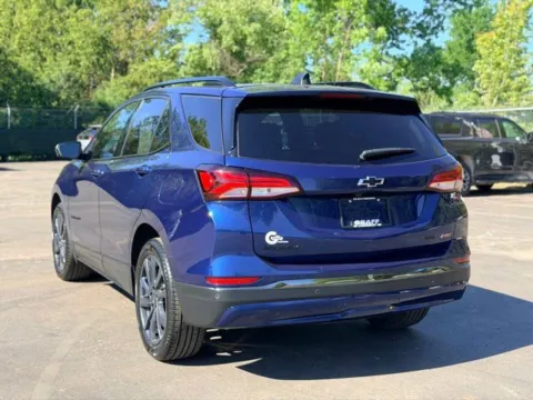 More photos of 2022 Chevrolet Equinox RS at Hank Graff Chevrolet Davison, MI