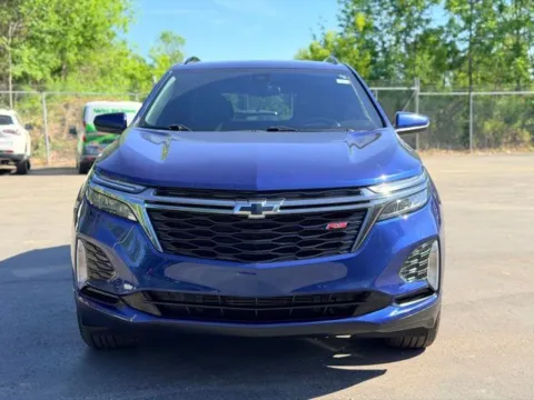 Photos of 2022 Chevrolet Equinox RS for sale in Davison, MI at Hank Graff Chevrolet Davison