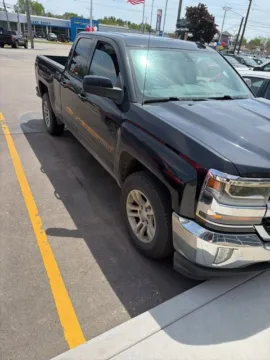 Black 2016 Chevrolet Silverado 1500 LT for sale in Davison, MI