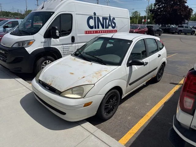 White 2003 Ford Focus ZX5 for sale in Davison, MI