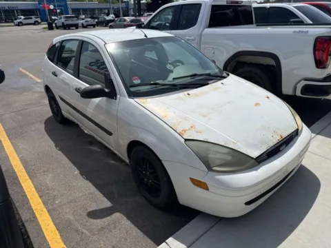 Photos of 2003 Ford Focus ZX5 for sale in Davison, MI at Hank Graff Chevrolet Davison