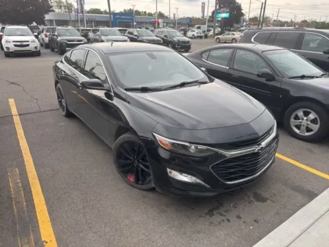 Photos of 2020 Chevrolet Malibu LT for sale in Davison, MI at Hank Graff Chevrolet Davison