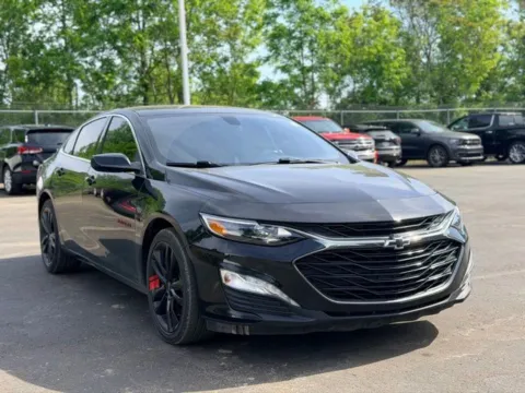 Photos of 2020 Chevrolet Malibu LT for sale in Davison, MI at Hank Graff Chevrolet Davison