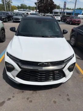 Photos of 2023 Chevrolet TrailBlazer RS for sale in Davison, MI at Hank Graff Chevrolet Davison