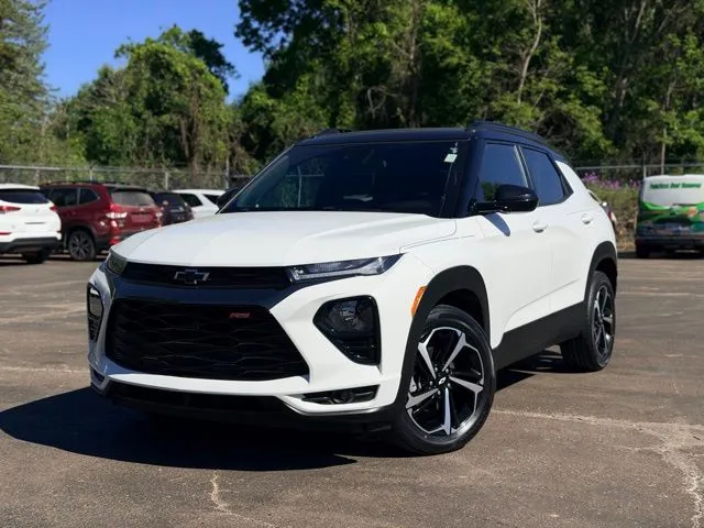 White 2023 Chevrolet TrailBlazer RS for sale in Davison, MI