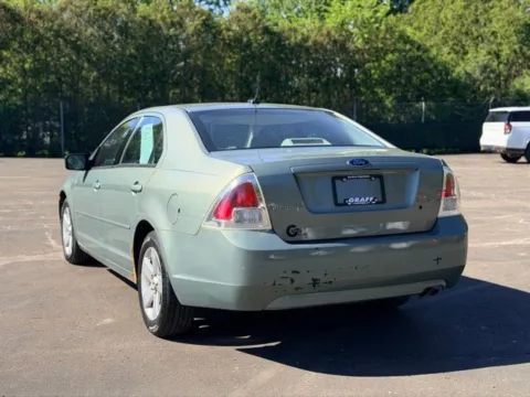 More photos of 2008 Ford Fusion SE at Hank Graff Chevrolet Davison, MI