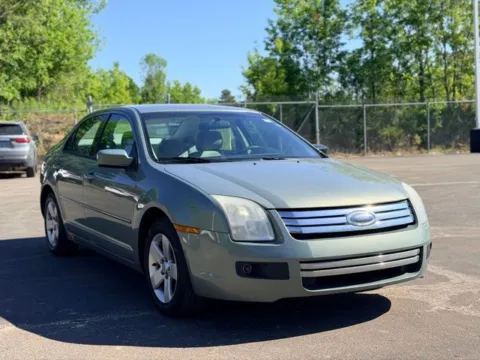 Photos of 2008 Ford Fusion SE for sale in Davison, MI at Hank Graff Chevrolet Davison