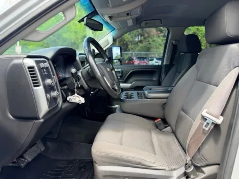 More photos of 2016 Chevrolet Silverado 1500 LT at Hank Graff Chevrolet Davison, MI