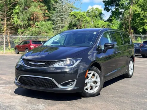 Photos of 2018 Chrysler Pacifica Touring Plus for sale in Davison, MI at Hank Graff Chevrolet Davison