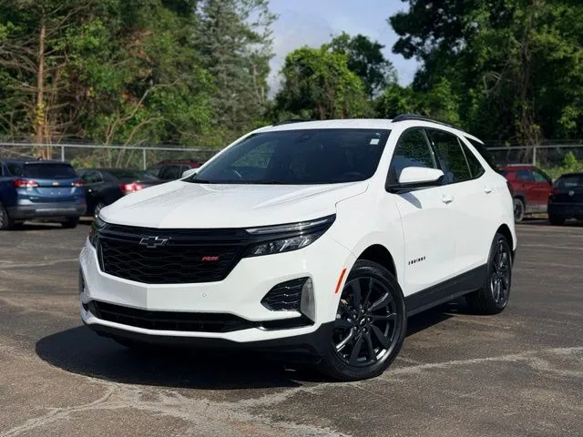 White 2024 Chevrolet Equinox RS for sale in Davison, MI
