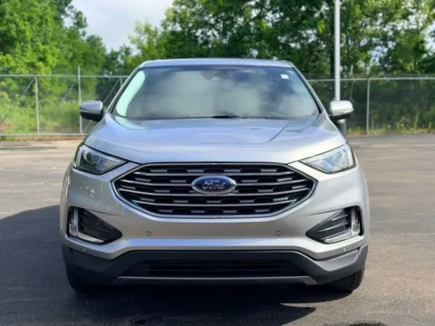 Photos of 2023 Ford Edge Titanium for sale in Davison, MI at Hank Graff Chevrolet Davison