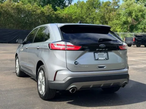More photos of 2023 Ford Edge Titanium at Hank Graff Chevrolet Davison, MI