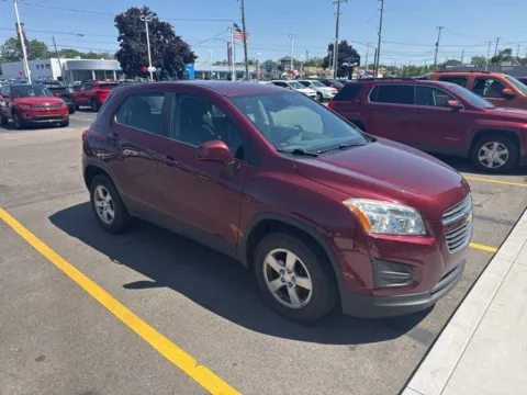 Photos of 2016 Chevrolet Trax LS for sale in Davison, MI at Hank Graff Chevrolet Davison