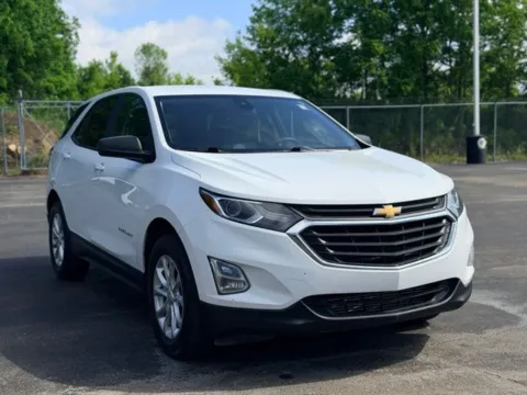 More photos of 2021 Chevrolet Equinox LS at Hank Graff Chevrolet Davison, MI