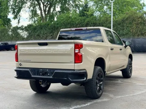 More photos of 2023 Chevrolet Silverado 1500 LT Trail Boss at Hank Graff Chevrolet Davison, MI