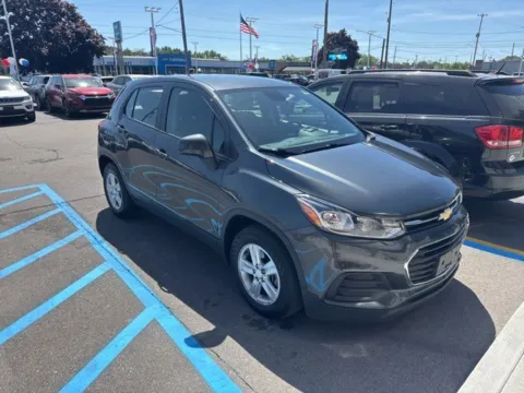 Photos of 2019 Chevrolet Trax LS for sale in Davison, MI at Hank Graff Chevrolet Davison