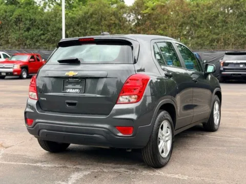 More photos of 2019 Chevrolet Trax LS at Hank Graff Chevrolet Davison, MI