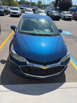 Photos of 2019 Chevrolet Cruze LT for sale in Davison, MI at Hank Graff Chevrolet Davison