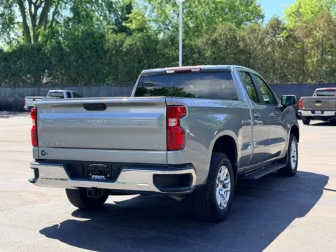 More photos of 2023 Chevrolet Silverado 1500 LT at Hank Graff Chevrolet Davison, MI