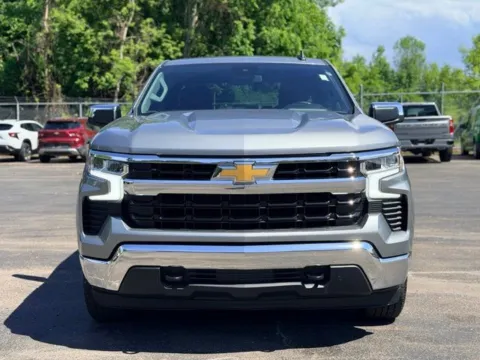 Photos of 2023 Chevrolet Silverado 1500 LT for sale in Davison, MI at Hank Graff Chevrolet Davison