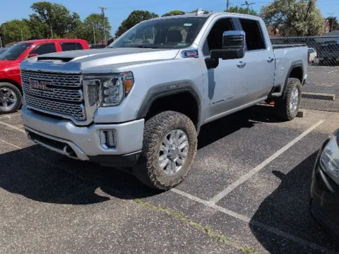 Silver 2020 GMC Sierra 2500HD Denali for sale in Davison, MI