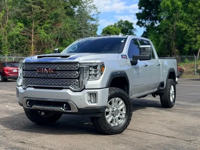 2020 GMC Sierra 2500HD Denali for sale in Davison, MI