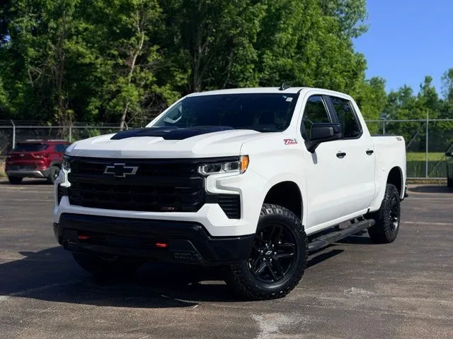 2022 Chevrolet Silverado 1500 LT Trail Boss for sale in Davison, MI