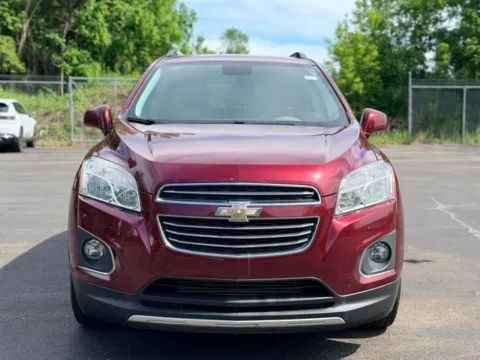 Photos of 2016 Chevrolet Trax LTZ for sale in Davison, MI at Hank Graff Chevrolet Davison