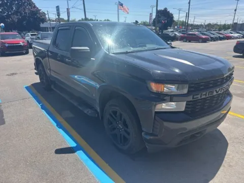 Photos of 2021 Chevrolet Silverado 1500 Custom for sale in Davison, MI at Hank Graff Chevrolet Davison