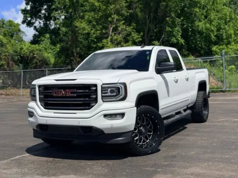 Photos of 2017 GMC Sierra 1500 SLT for sale in Davison, MI at Hank Graff Chevrolet Davison