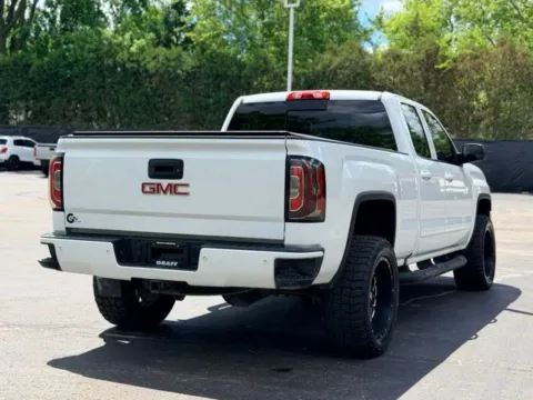 More photos of 2017 GMC Sierra 1500 SLT at Hank Graff Chevrolet Davison, MI