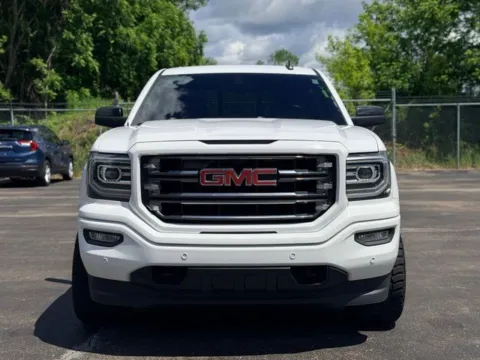 Another view of 2017 GMC Sierra 1500 SLT for sale in Davison, MI at Hank Graff Chevrolet Davison