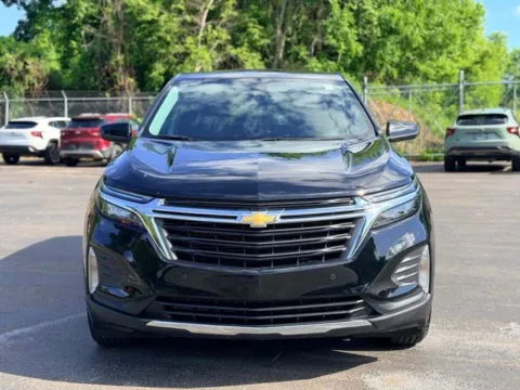 Photos of 2024 Chevrolet Equinox LT for sale in Davison, MI at Hank Graff Chevrolet Davison