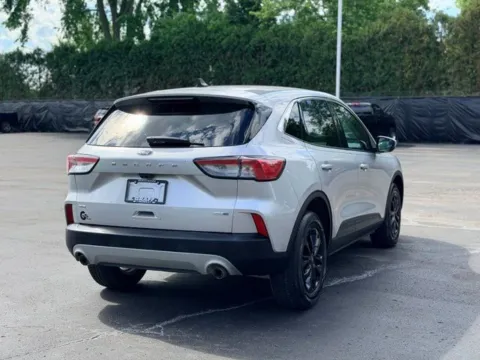 More photos of 2020 Ford Escape SE at Hank Graff Chevrolet Davison, MI