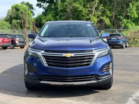 Photos of 2022 Chevrolet Equinox LT for sale in Davison, MI at Hank Graff Chevrolet Davison