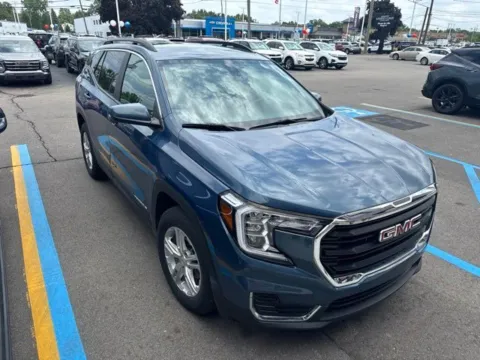 Photos of 2024 GMC Terrain SLE for sale in Davison, MI at Hank Graff Chevrolet Davison