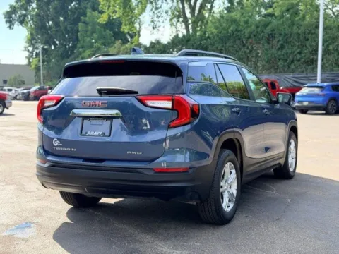 More photos of 2024 GMC Terrain SLE at Hank Graff Chevrolet Davison, MI