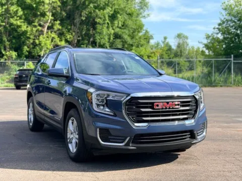 More photos of 2024 GMC Terrain SLE at Hank Graff Chevrolet Davison, MI