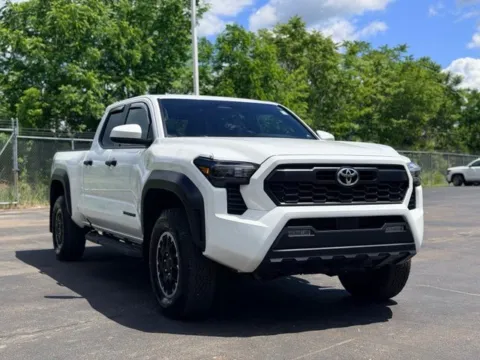 More photos of 2025 Toyota Tacoma TRD Off-Road at Hank Graff Chevrolet Davison, MI