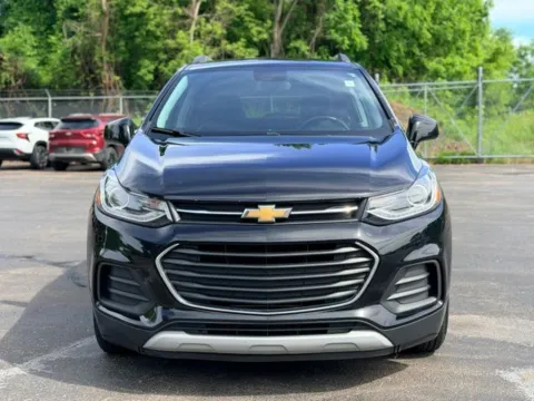 Photos of 2019 Chevrolet Trax LT for sale in Davison, MI at Hank Graff Chevrolet Davison