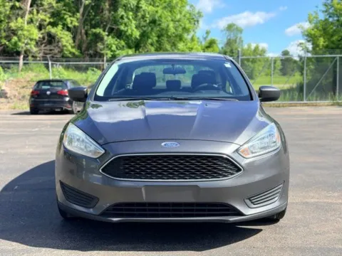Photos of 2018 Ford Focus SE for sale in Davison, MI at Hank Graff Chevrolet Davison