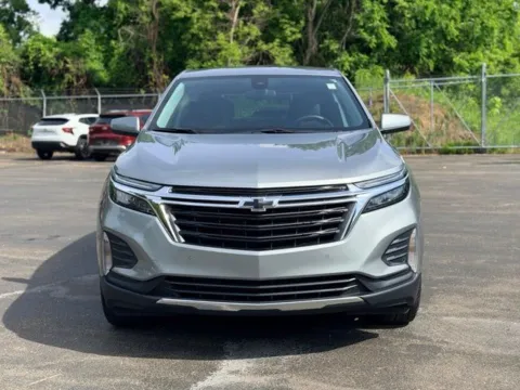 Photos of 2023 Chevrolet Equinox LT for sale in Davison, MI at Hank Graff Chevrolet Davison